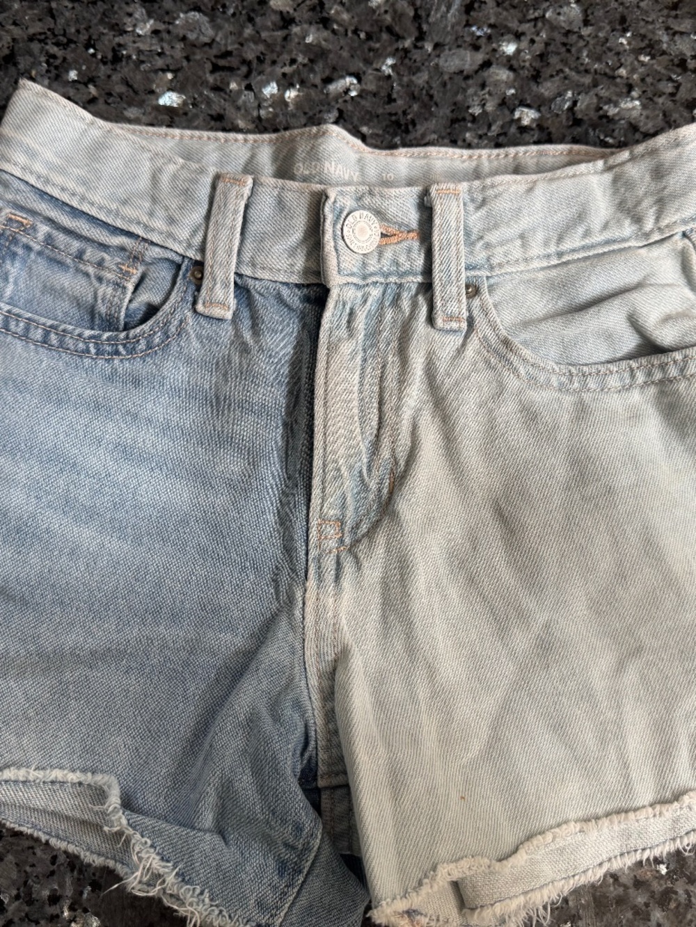 Old Navy Shorts Womens 10 Distressed Denim OG Straight High Rise Cutoff Raw Hem